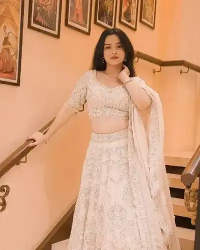Escort Vazhapadi